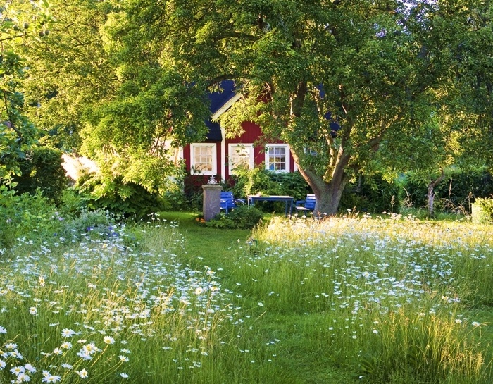 Romantically Beautiful Garden in Sweden | Interior Design Files