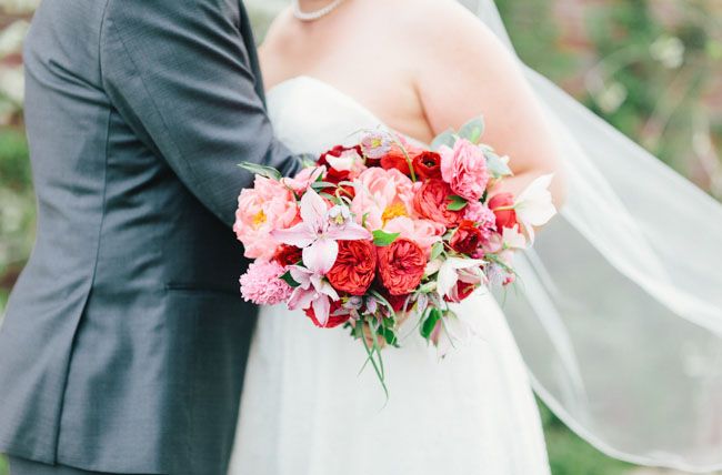 red and pink bouquet