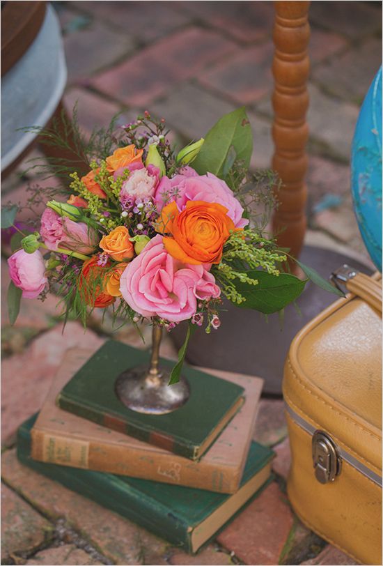bright florals | wedding flowers | vintage floral arrangement | rustic wedding #...