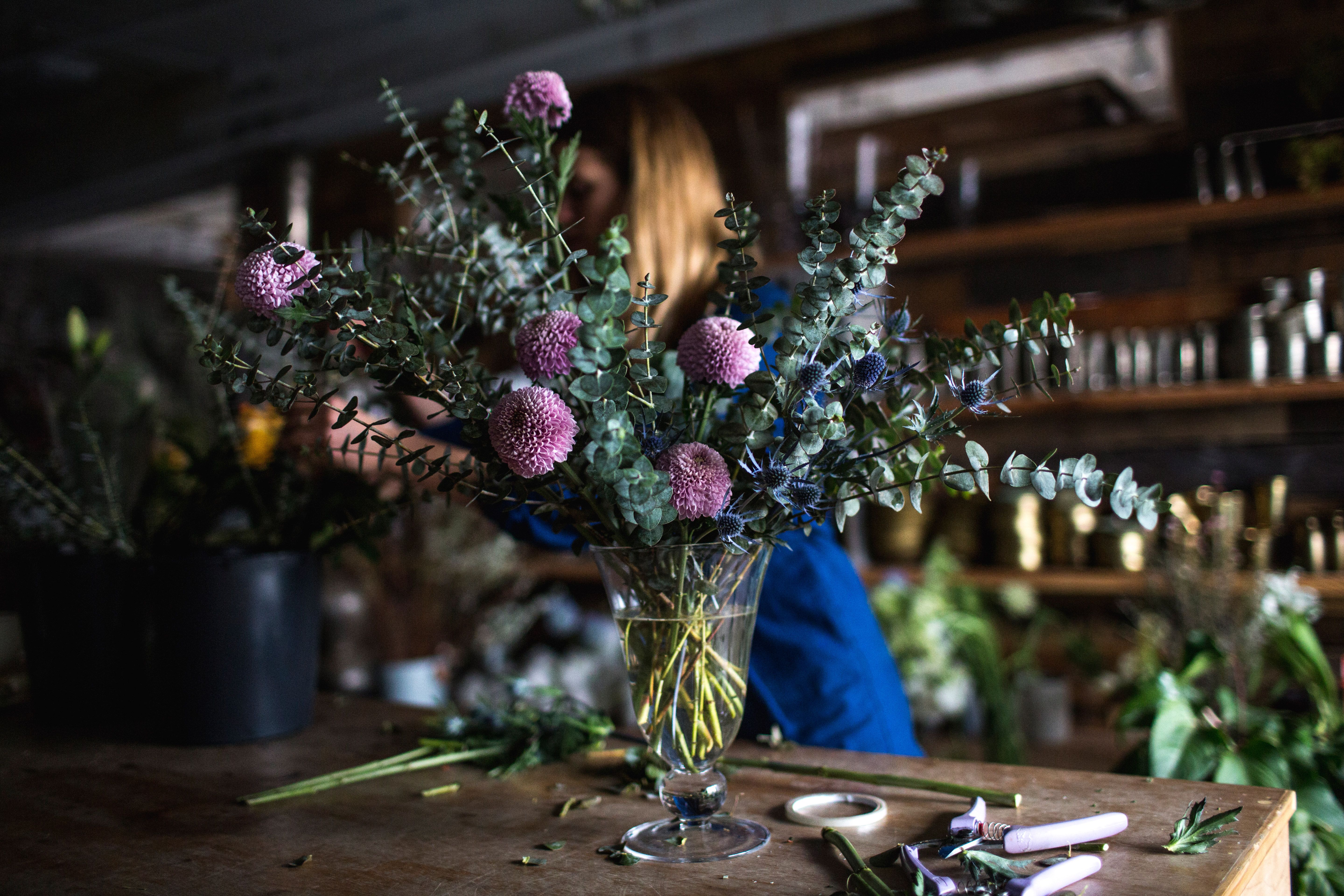 How to Make a Stunning Bouquet with Supermarket Flowers