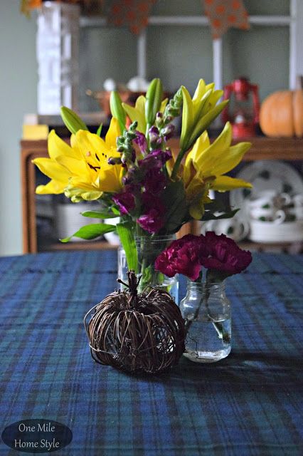 Beautiful Centerpieces from Supermarket Flowers
